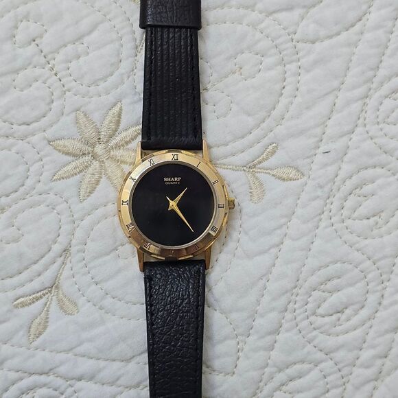 VTG Sharp Quartz Watch Gold Tone Black Dial Leather Band Unisex Japan Mvt 273811 main image 6